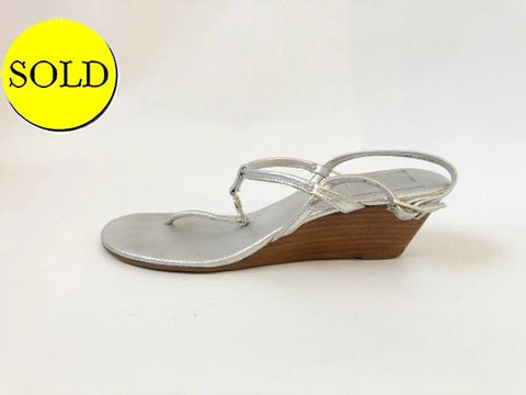 Tory Burch Silver T-Strap Sandal Size 7.5