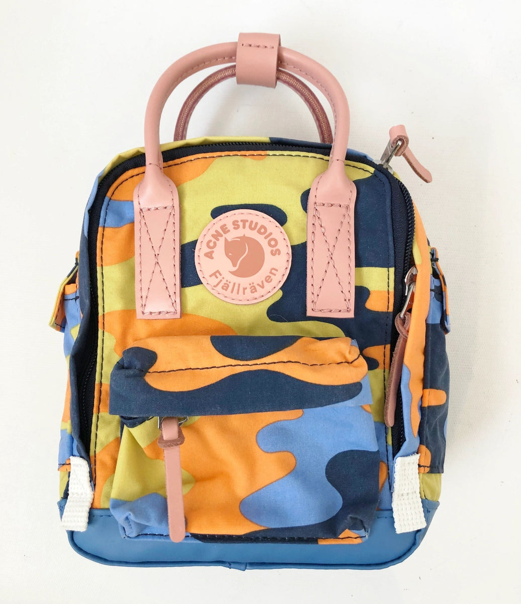 NEW Acne Studios X Fjallraven Kanken Clutch – KMK Luxury Consignment