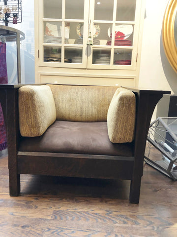 Stickley Prarie Cube Chair Size 29H X 42L X 37D