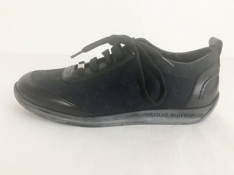 NEW Louis Vuitton Canvas Monogram Sneakers Size 6.5
