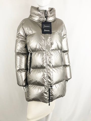 NEW Herno Puffer Coat Size M