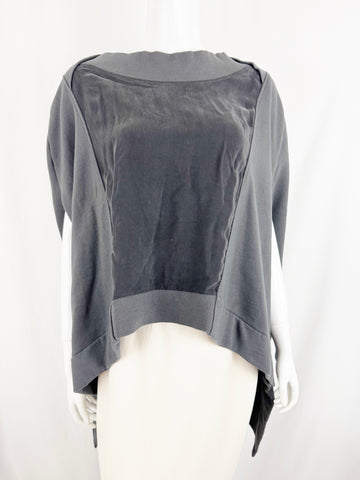 Holes T Love Cape Size 12