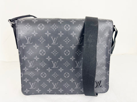 Louis Vuitton Monogram Messenger Bag