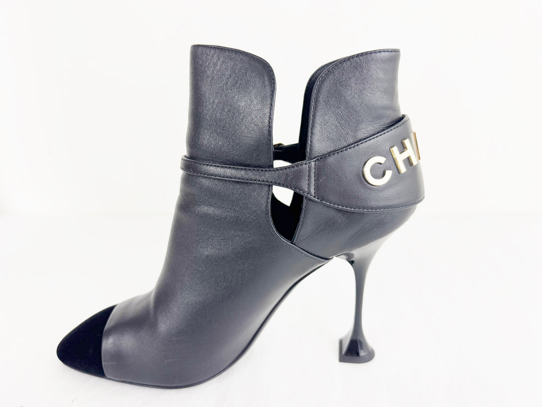 Chanel Lambskin Cap-Toe Bootie Size 9 – KMK Luxury Consignment