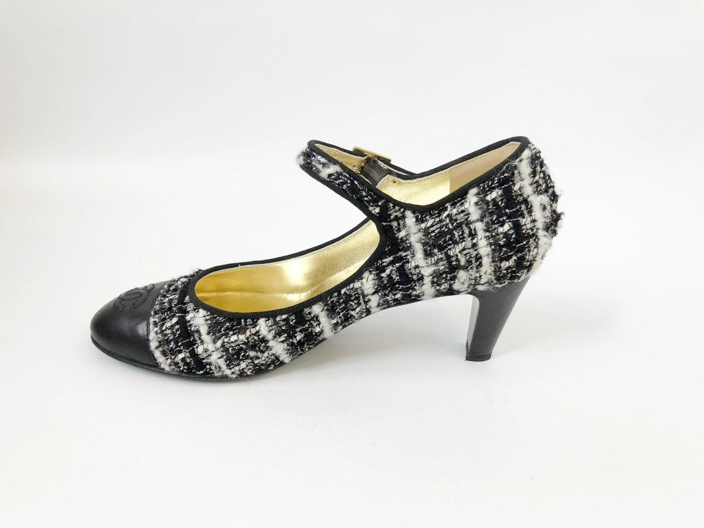 Chanel Tweed Mary Jane Pumps Size 38 It (8 Us) – KMK Luxury
