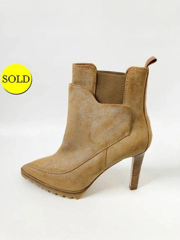 NEW Right Bank Shoe Co Ankle Boots Size 9