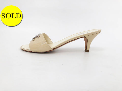 Chanel Cc Sandal Size 39 It (9 Us)