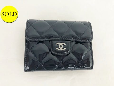 NEW Chanel Patent Leather Card Holder