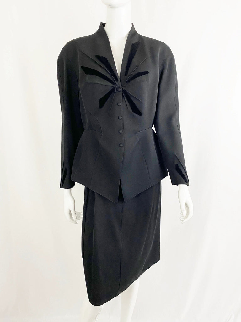 Thierry Mugler Skirt Suit Size 12 – KMK Luxury Consignment Thierry Mugler Skirt Suit Size 12 – KMK Luxury Consignment