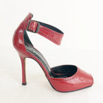 Manolo Blahnik Patent Peep-Toe Pumps Size6.5