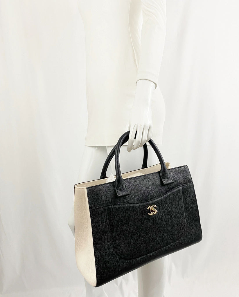 NEW Chanel Neo Executive Satchel W/Strap & Box – KMK Luxury Consignment